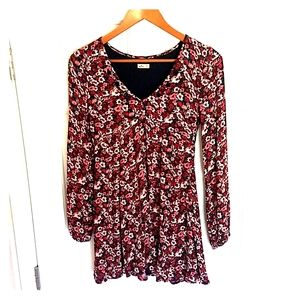 *HP* Hollister Floral Dress